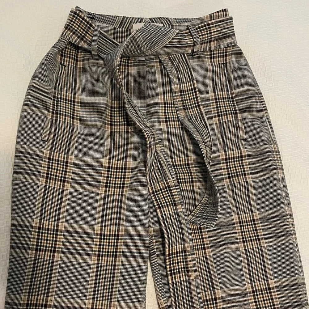 Wilfred Tie Front Plaid Pant - Picture 6 of 12